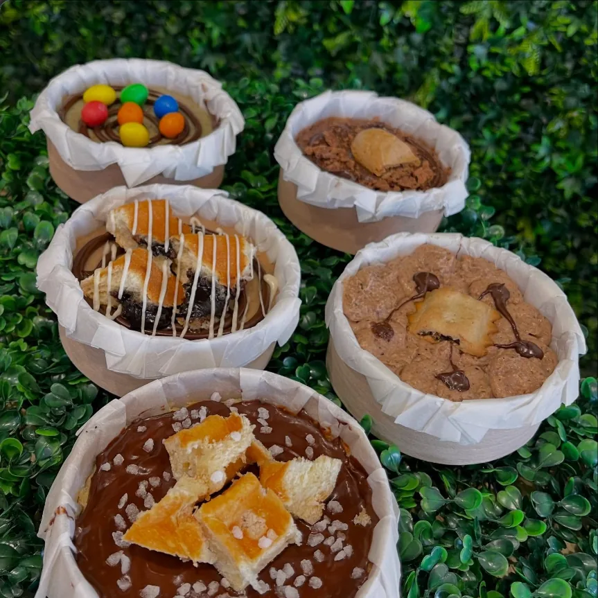 Mini cheesecakes de Gofre, Choco Flakes, M&M's, Nutella y Bollicao